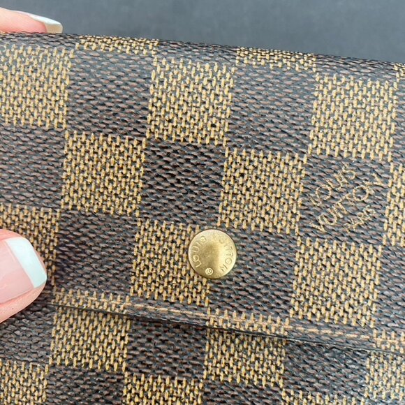 Louis Vuitton Damier E Elise Wallet - Picture 13 of 14